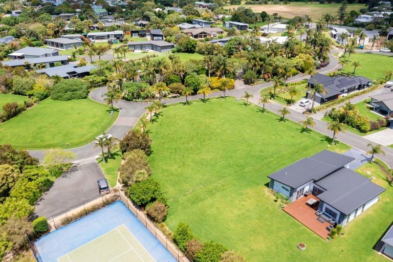 Photo of property in 2 Platinum Place, Matapouri, Whangarei, 0173