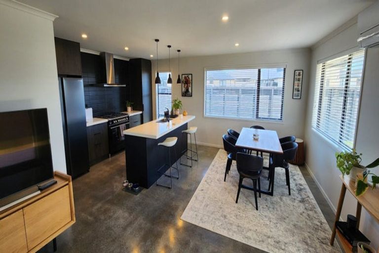 Photo of property in 28 Papawhero Drive, Bell Block, New Plymouth, 4312