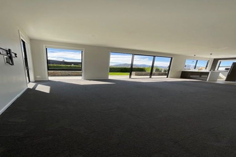 Photo of property in 2 Nancy Lane, Wanaka, 9305