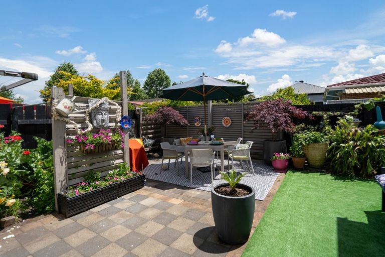 Photo of property in 147 Victoria Street, Cambridge, 3434