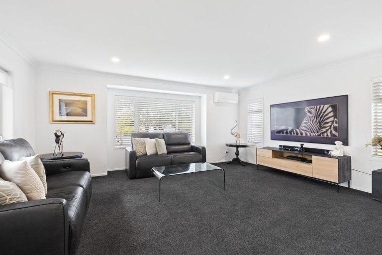 Photo of property in 15 Evans Court, Pukekohe, 2120