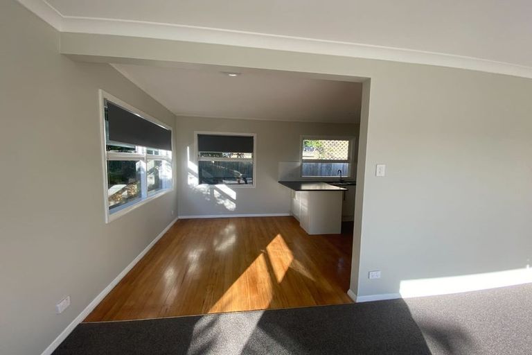 Photo of property in 16a Walbrook Road, Manly, Whangaparaoa, 0930