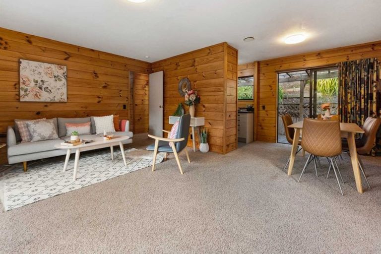 Photo of property in 8 Shackle Lane, Whitby, Porirua, 5024