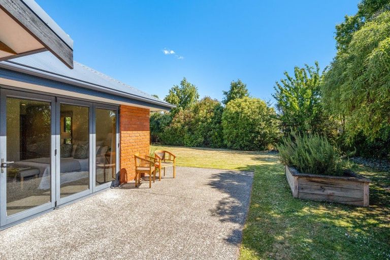 Photo of property in 12 John Morel Place, Parklands, Christchurch, 8083