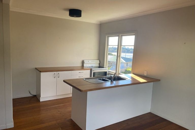 Photo of property in 10b Sutherland Road, Brookfield, Tauranga, 3110