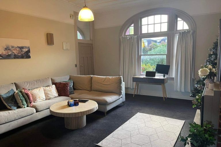 Photo of property in 210 Tinakori Road, Thorndon, Wellington, 6011