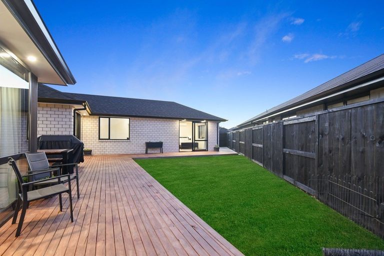 Photo of property in 48 The Meadows Drive, Flagstaff, Hamilton, 3210