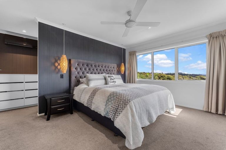 Photo of property in 10a Mackay Drive, Greenhithe, Auckland, 0632