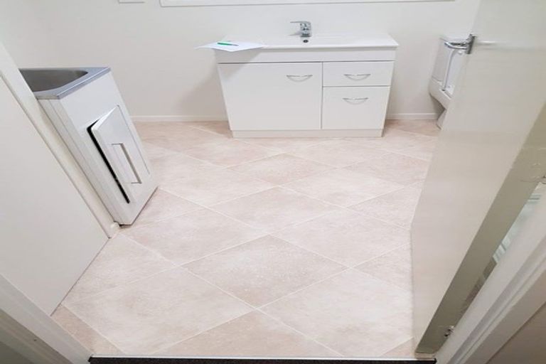 Photo of property in 3/17a Ambler Avenue, Glen Eden, Auckland, 0602