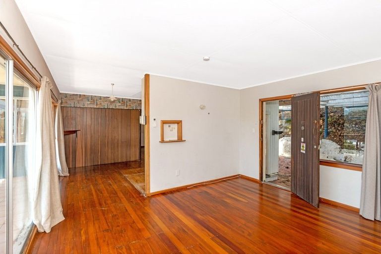 Photo of property in 18 Tuahine Crescent, Wainui, Gisborne, 4010