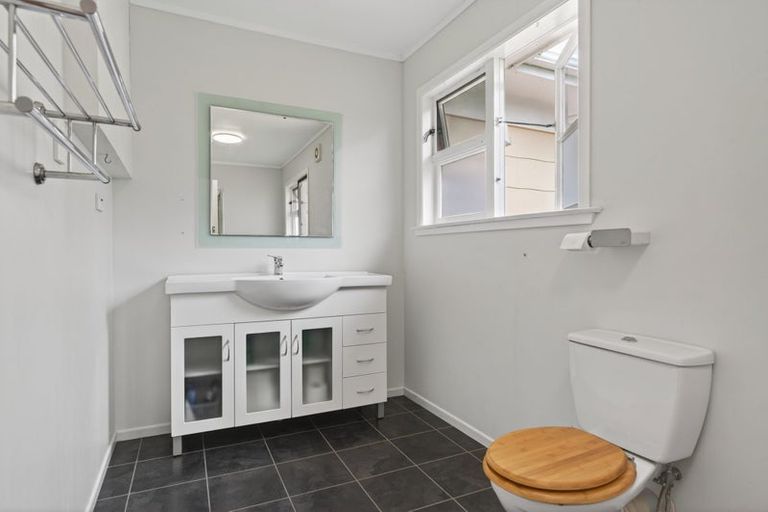 Photo of property in 196 Bull Road, Waiotira, 0193