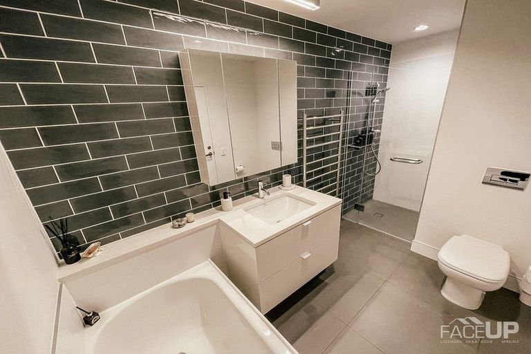 Photo of property in 19 Nevill Road, Hobsonville, Auckland, 0616