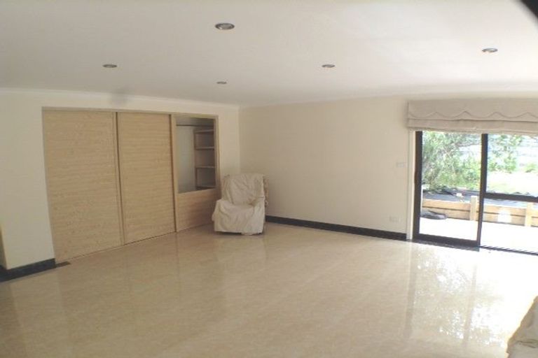 Photo of property in 1121a Whangaparaoa Road, Tindalls Beach, Whangaparaoa, 0930