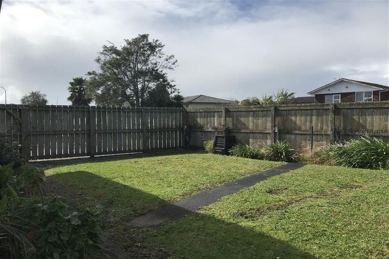 Photo of property in 23 Zelda Avenue, Clover Park, Auckland, 2023