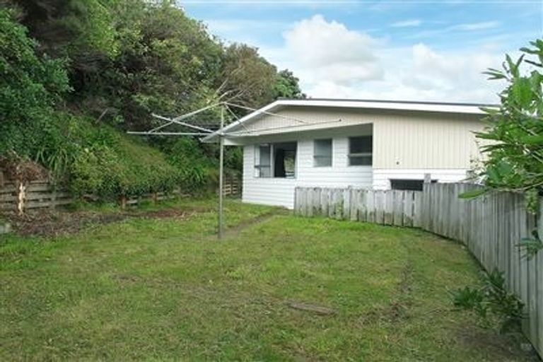 Photo of property in 3 Brora Crescent, Papakowhai, Porirua, 5024