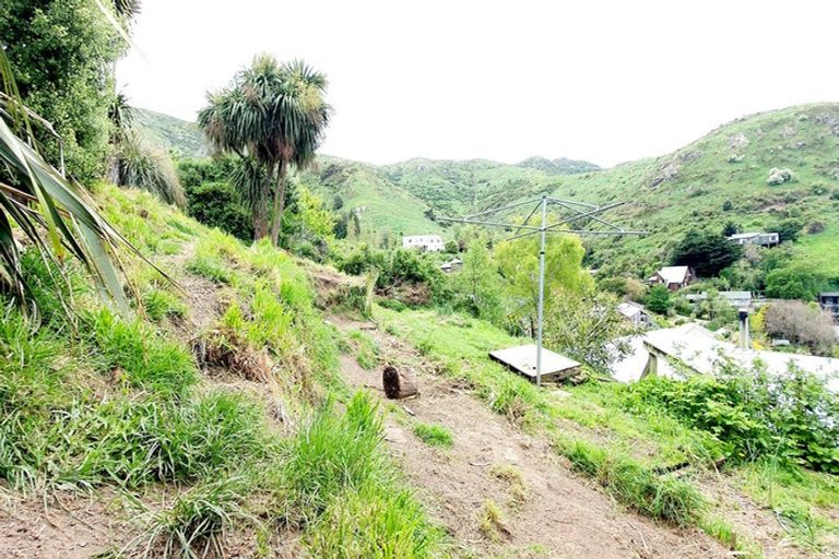 Photo of property in 19 Walkers Road, Lyttelton, 8082