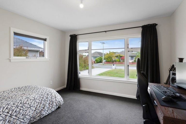 Photo of property in 59 Charlcott Street, Burnside, Christchurch, 8053