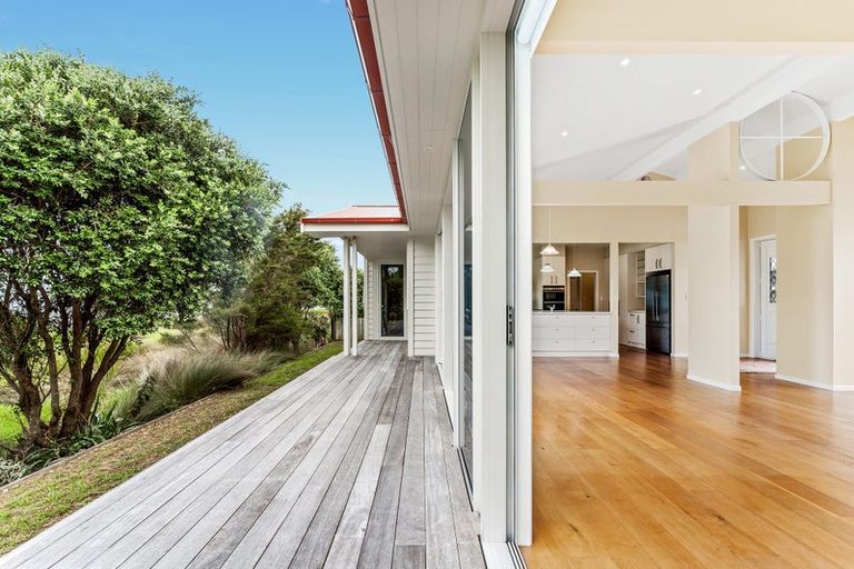 Photo of property in 28 Schooner Avenue, Snells Beach, 0920