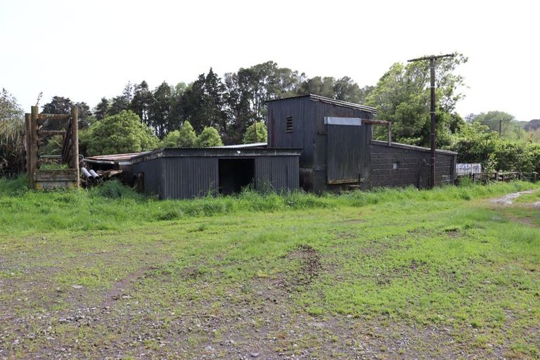 Photo of property in 1060 Mountain Road, Waiongana, Inglewood, 4389