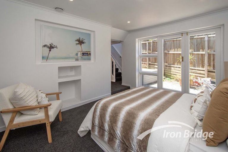 Photo of property in 24 Voelas Road, Lyttelton, 8082