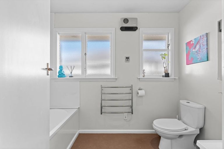 Photo of property in 92 Hoon Hay Road, Hoon Hay, Christchurch, 8025