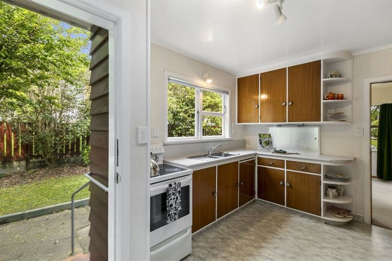 Photo of property in 11 Cleary Street, Waterloo, Lower Hutt, 5011