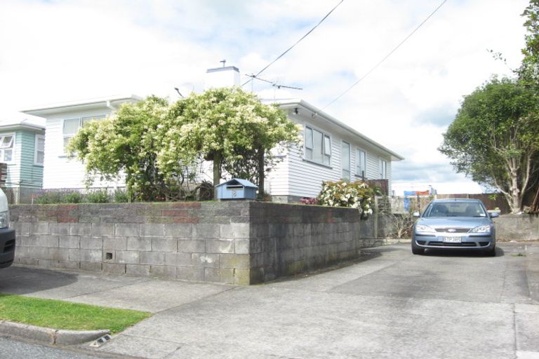 Photo of property in 8 Barclay Street, Ferndale, New Plymouth, 4310