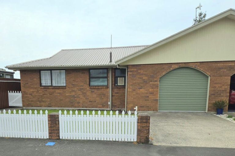 Photo of property in 9a Mill Street, Westport, 7825