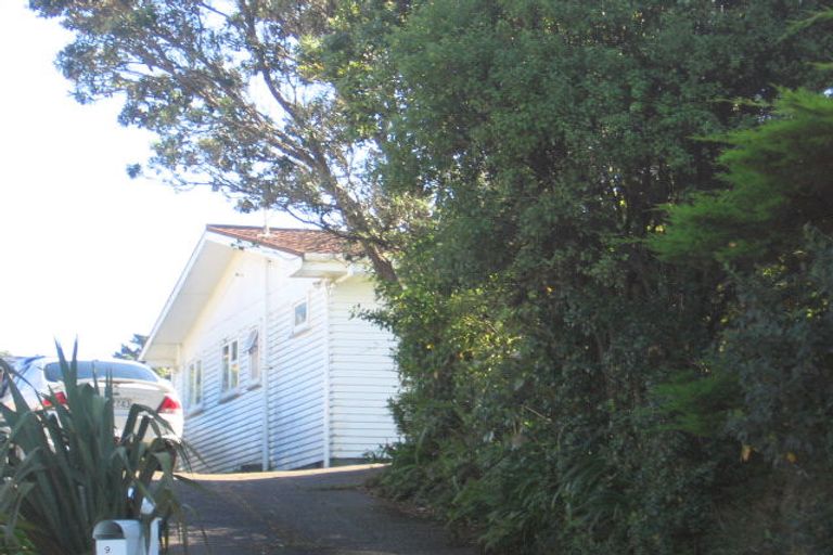 Photo of property in 9b Hawtrey Terrace, Johnsonville, Wellington, 6037