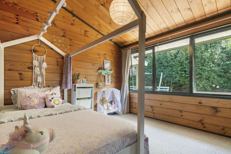 Photo of property in 24 Dunton Drive, Welcome Bay, Tauranga, 3112