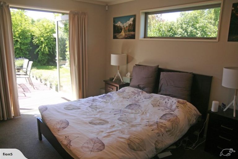 Photo of property in 1a Andrews Crescent, Spreydon, Christchurch, 8024