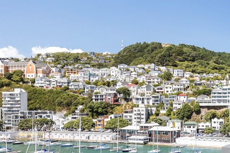 Photo of property in 31 Mcfarlane Street, Mount Victoria, Wellington, 6011