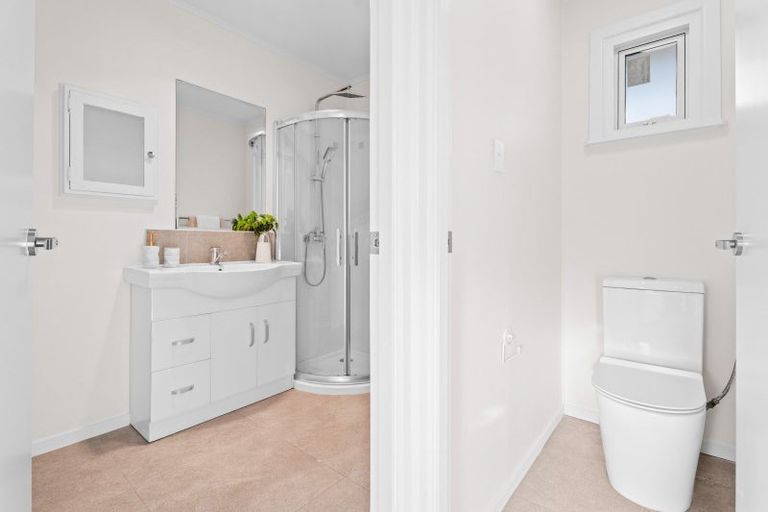 Photo of property in 2/7 Laburnum Road, New Windsor, Auckland, 0600