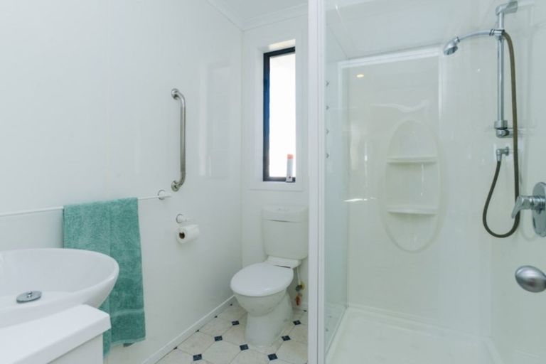 Photo of property in 10 Amner Place, Havelock North, 4130