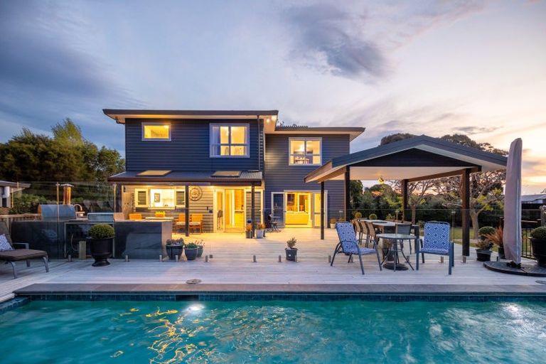 Photo of property in 128 Aranui Road, Mapua, 7005