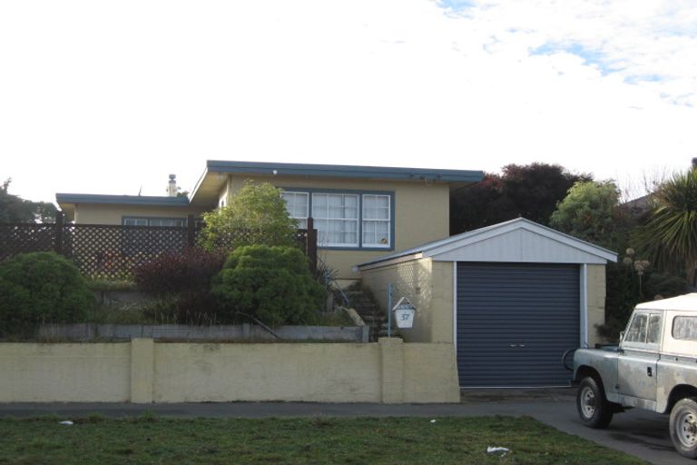 Photo of property in 37 Pine Avenue, New Brighton, Christchurch, 8061