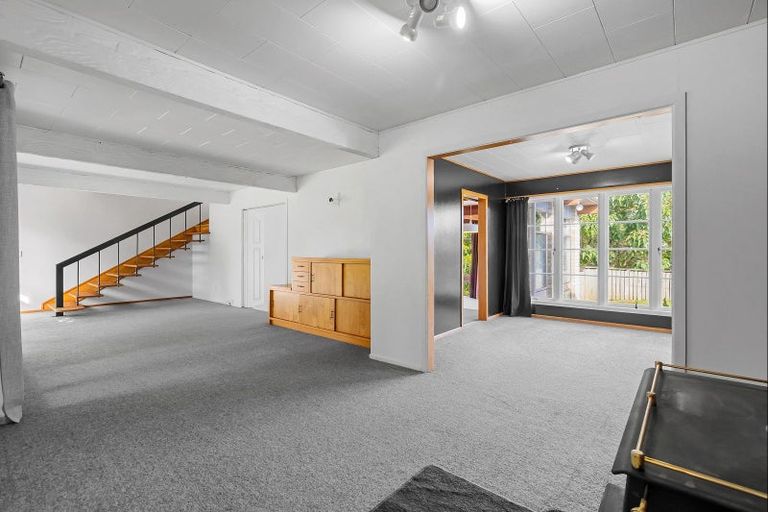 Photo of property in 8 Hillsview Crescent, Taumarunui, 3920