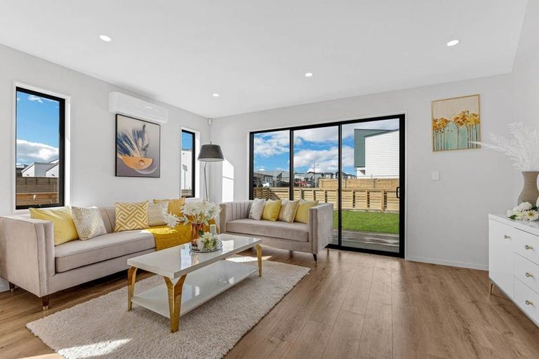 Photo of property in 20 Corporal Street, Papakura, 2110