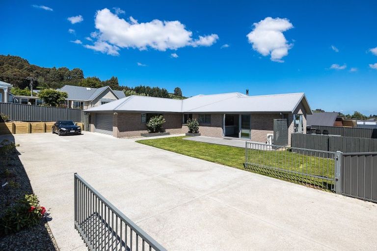 Photo of property in 3 Heasley Lane, Mosgiel, 9092