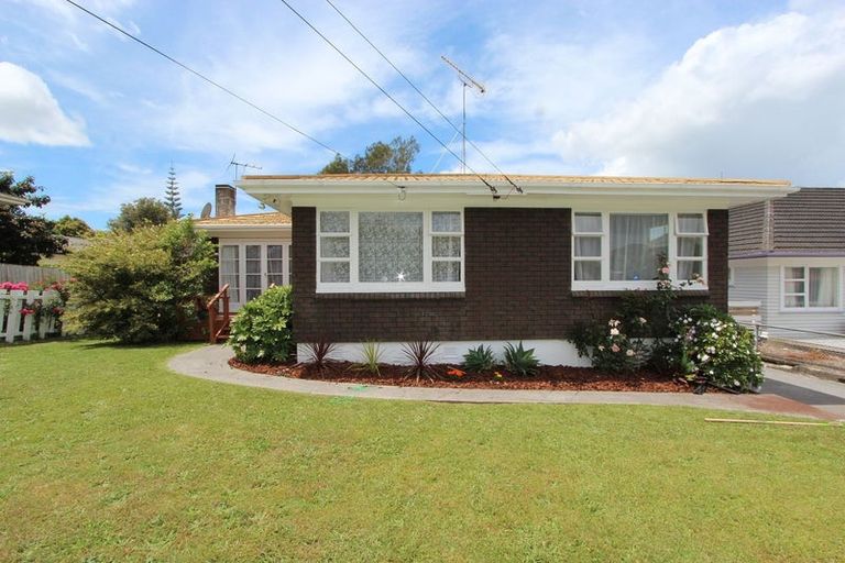 Photo of property in 3 Rimu Road, Manurewa, Auckland, 2102