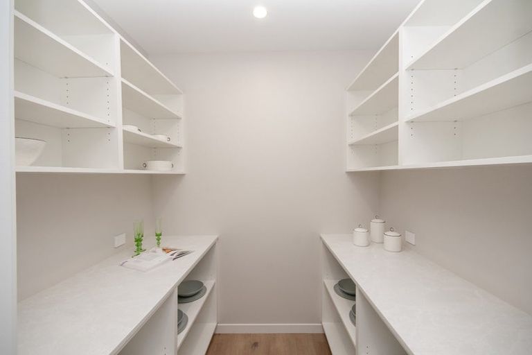 Photo of property in 31 Wai Whatu Street, Meeanee, Napier, 4110