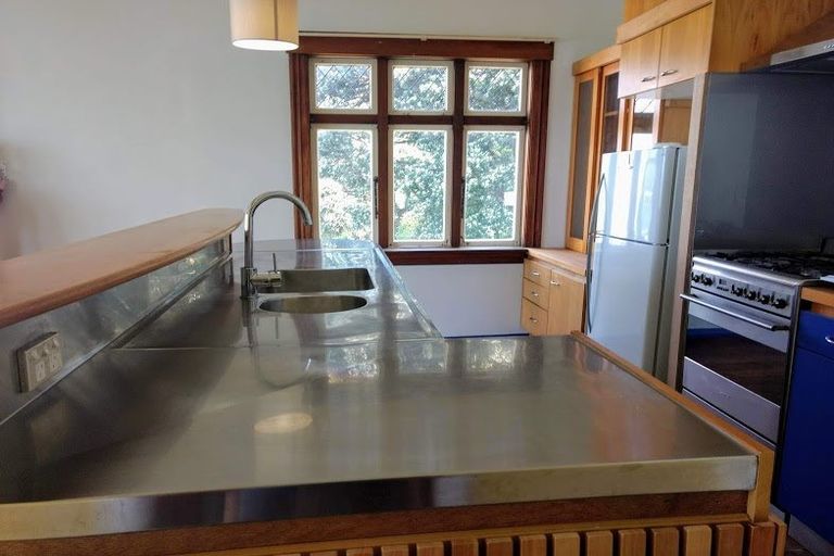 Photo of property in 466 Evans Bay Parade, Hataitai, Wellington, 6021