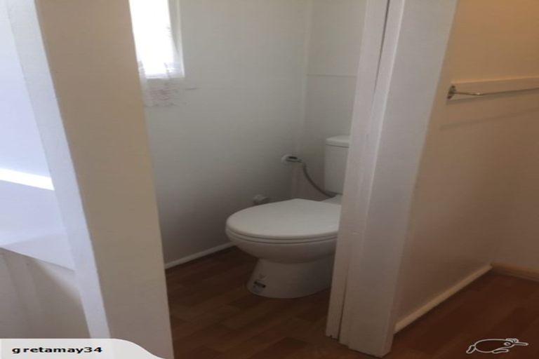 Photo of property in 294 Keyes Road, New Brighton, Christchurch, 8083