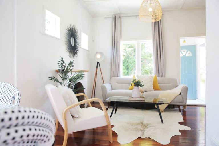 Photo of property in 1/89 Glengarry Road, Glen Eden, Auckland, 0602