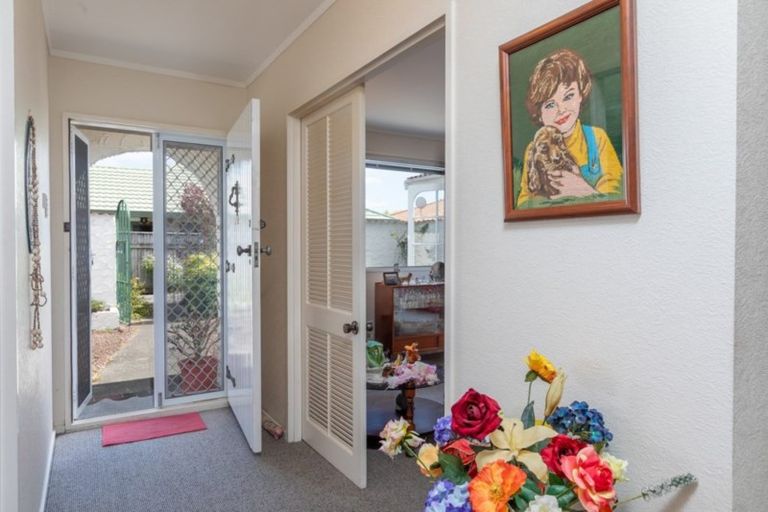 Photo of property in 29 Sylvan Avenue, Waikanae, 5036