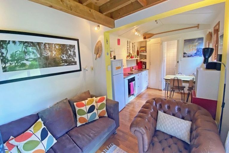 Photo of property in 9 Cotterell Street, Leigh, 0985