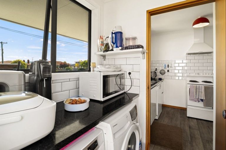 Photo of property in 17 Argyle Street, Mornington, Dunedin, 9011