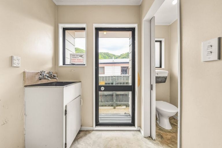 Photo of property in 94 Totara Park Road, Totara Park, Upper Hutt, 5018