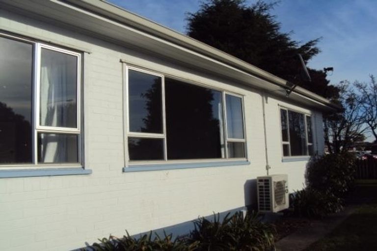 Photo of property in 254 Blenheim Road, Riccarton, Christchurch, 8041