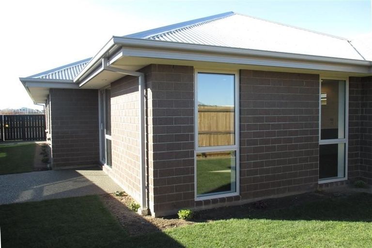 Photo of property in 95 Caulfield Avenue, Halswell, Christchurch, 8025